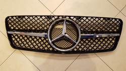 Решетка радиатора для mercedes w208