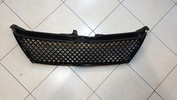 Решетка радиатора Camry50 стиль Bentley черная