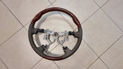 Руль LC120, GX470, LC100/LX470 03-07 темное дерево  и бежевая кожа