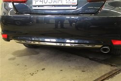 Хромированная накладка на нижнюю часть заднего бампера Camry 2014-