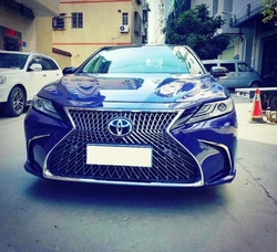 Бампер и решетка стиль Lexus camry v70