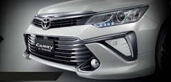 Обвес, спойлер переднего и заднего бампера extremo camry 2017