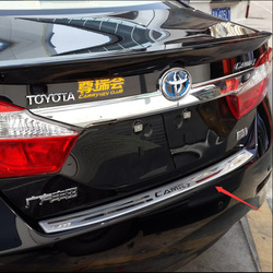 Накладка на задний бампер Camry 2011-