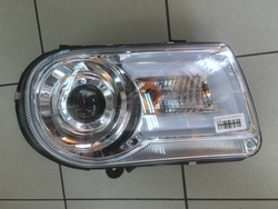 Фары линзовые с ходовыми огнями 300c 05-10