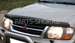 Дефлектор капота темный Pajero 2003-2006