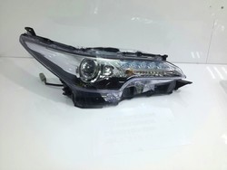 Фары для Fortuner с ходовыми огнями (комплект)