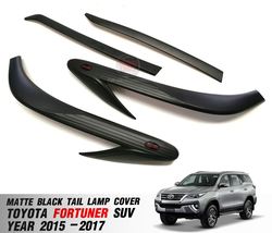 Накладки, молдинги на задние фонари toyota fortuner, черные