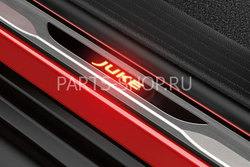 Накладки на пороги с подсветкой Nissan Juke