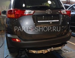 Фаркоп Toyota RAV4 2013 с двойной пластиной из нержавейки