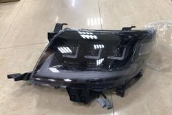 Фары Hilux 2012-
