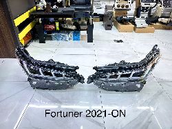 Фары Fortuner 2021-