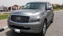 Дневные ходовые огни в штатное место QX56 2010-