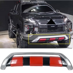 Накладка на передний бампер Mitsubishi Triton L200