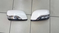 Корпуса зеркал executive black/white, с повторителем поворота и подсветкой