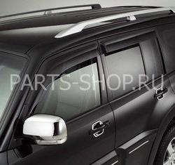Ветровики на Pajero 2011-