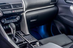 Подсветка пола салона eclipse cross (перед)