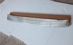 Накладка на задний бампер LC150