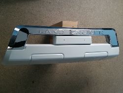 Накладка переднего бампера lc200 2016