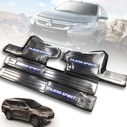 Накладки на пороги pajero 2016-2019, с подсветкой