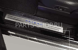 Накладки на пороги с подсветкой Pajero 2011-