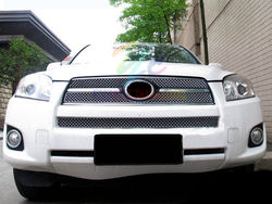 Вставка в решетку rav4 2008-2011 стиль бентли