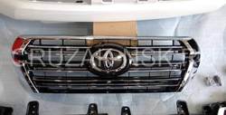 Решетка для LC200 08-15 дизайн Executive