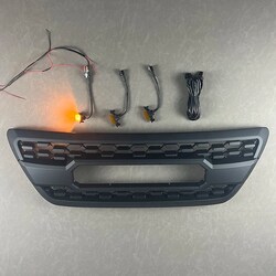 Решетка радиатора GX470 с габаритными огнями