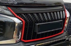 Решетка радиатора Mitsubishi Triton L200 19+