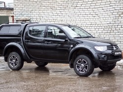 Расширители колесных арок (широкие) Mitsubishi L200 2007-2013