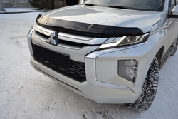Дефлектор капота Pajero Sport