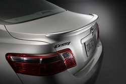 Спойлер крышки багажника Camry40 серебристый