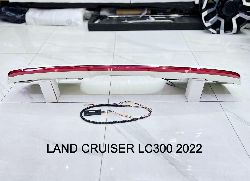 Спойлер Land Cruiser 300 с динамическим поворотником