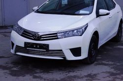 Решетка в бампер Corolla 2013 (нержавейка)