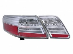 Фонари задние camry v40/45  красно-хромированные